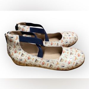 NWOT MONKEY FEET CHILD SIZE 6-7 Years